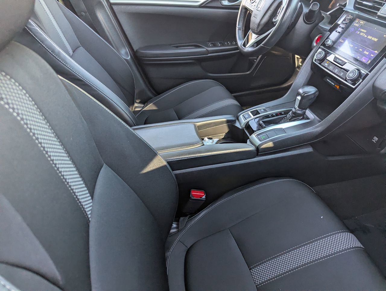 Used 2019 Honda Civic Sport image 12