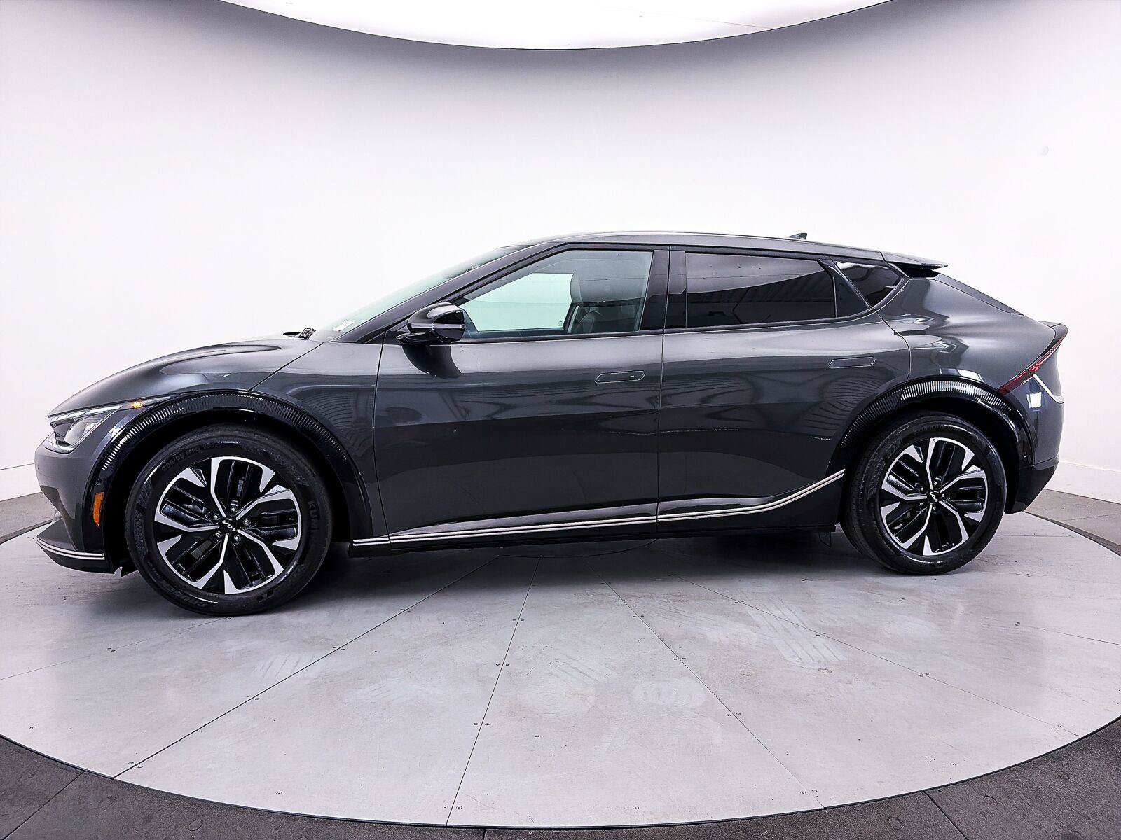 Used 2023 Kia EV6 Wind w/ Wind Technology Package RWD image 40