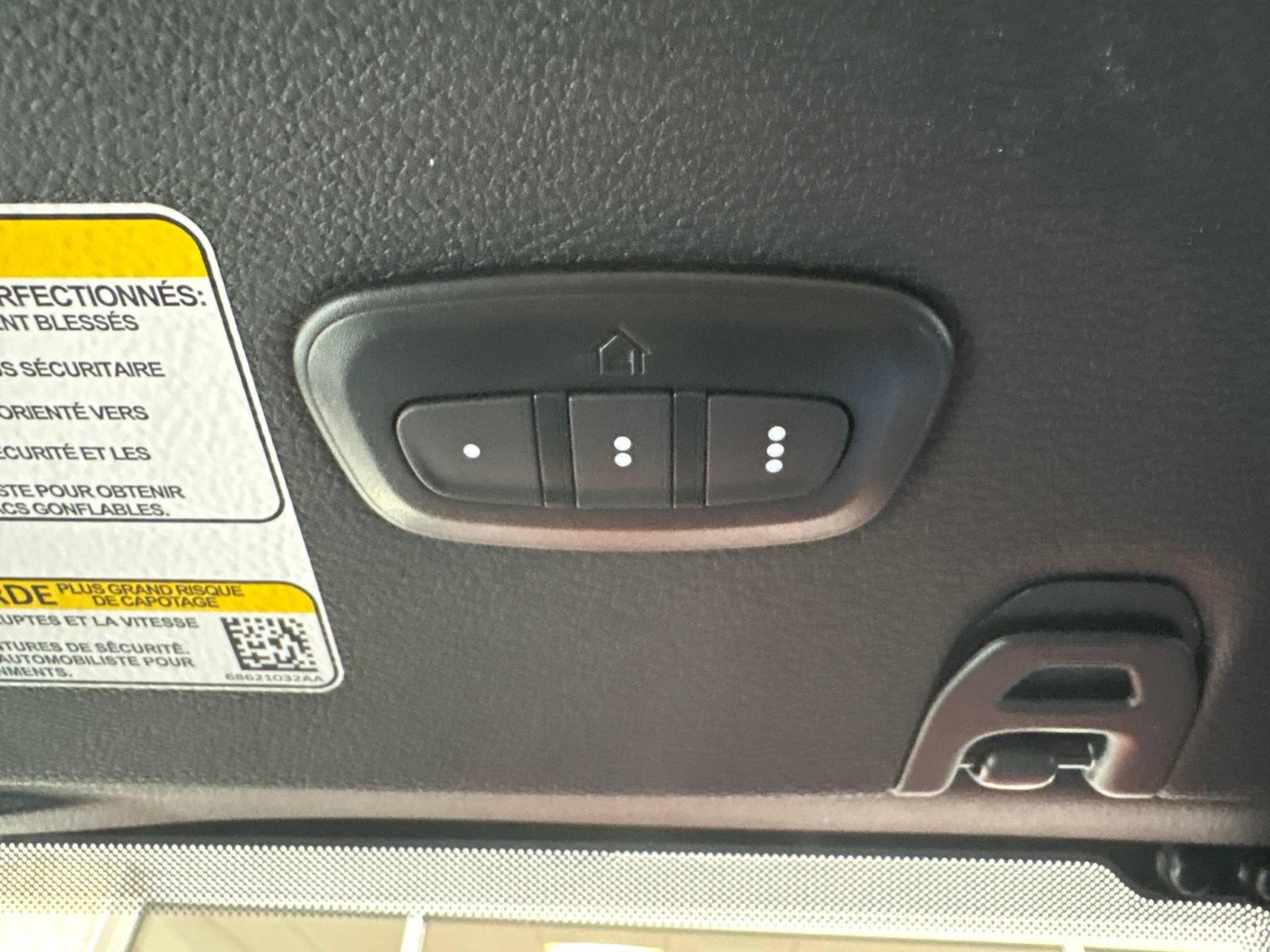 Used 2024 Jeep Gladiator Sport AWD/4WD image 18