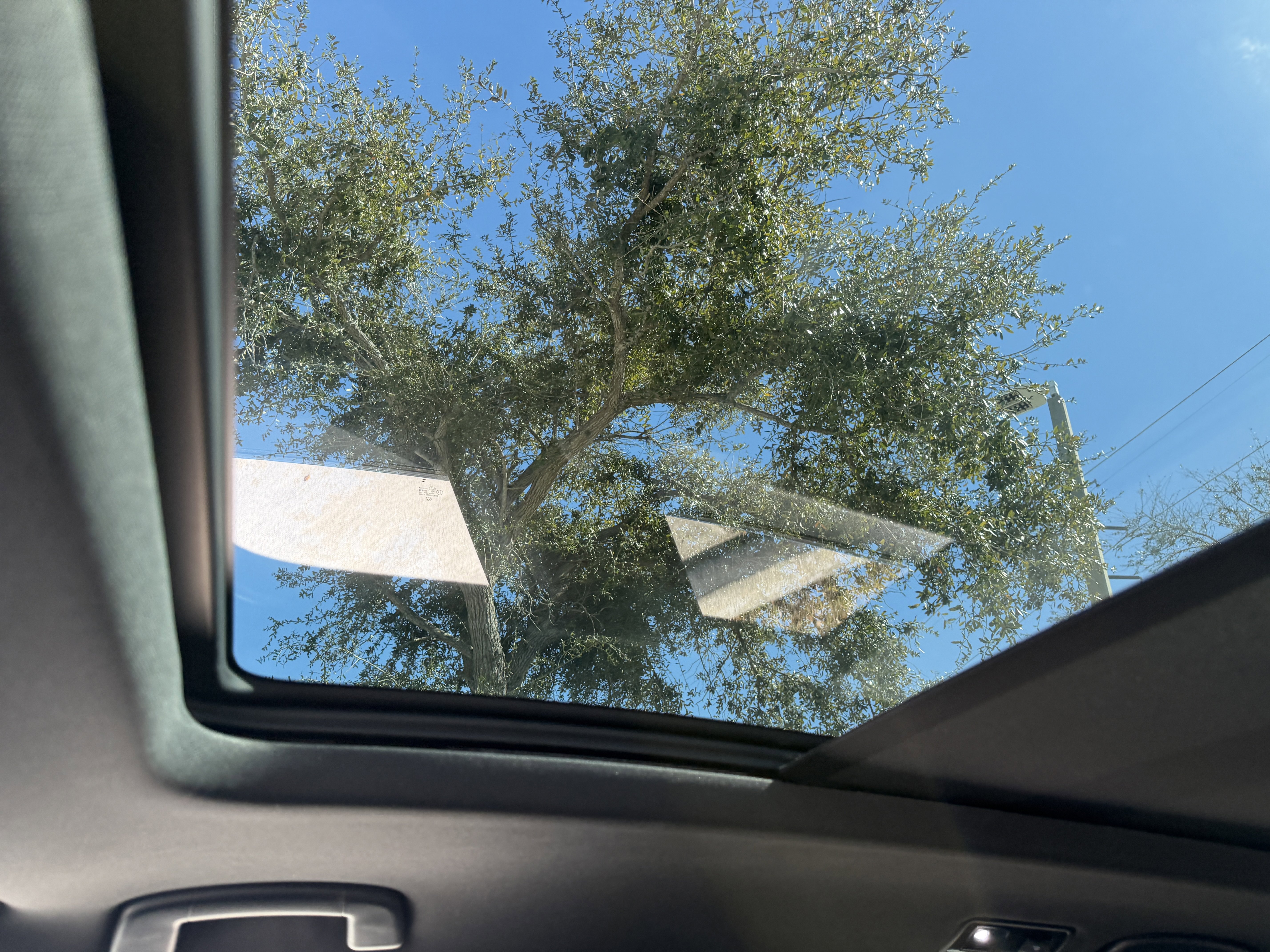 Used 2023 Volkswagen Atlas Cross Sport SE w/ Panoramic Sunroof Package image 22