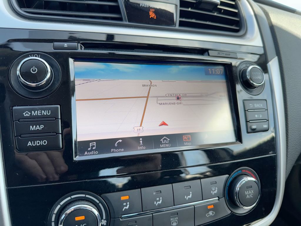 Used 2018 Nissan Altima 2.5 SR w/ SR Special Edition image 15