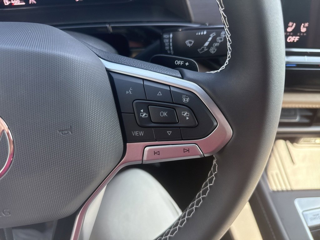 New 2026 Volkswagen Atlas Cross Sport SE image 18