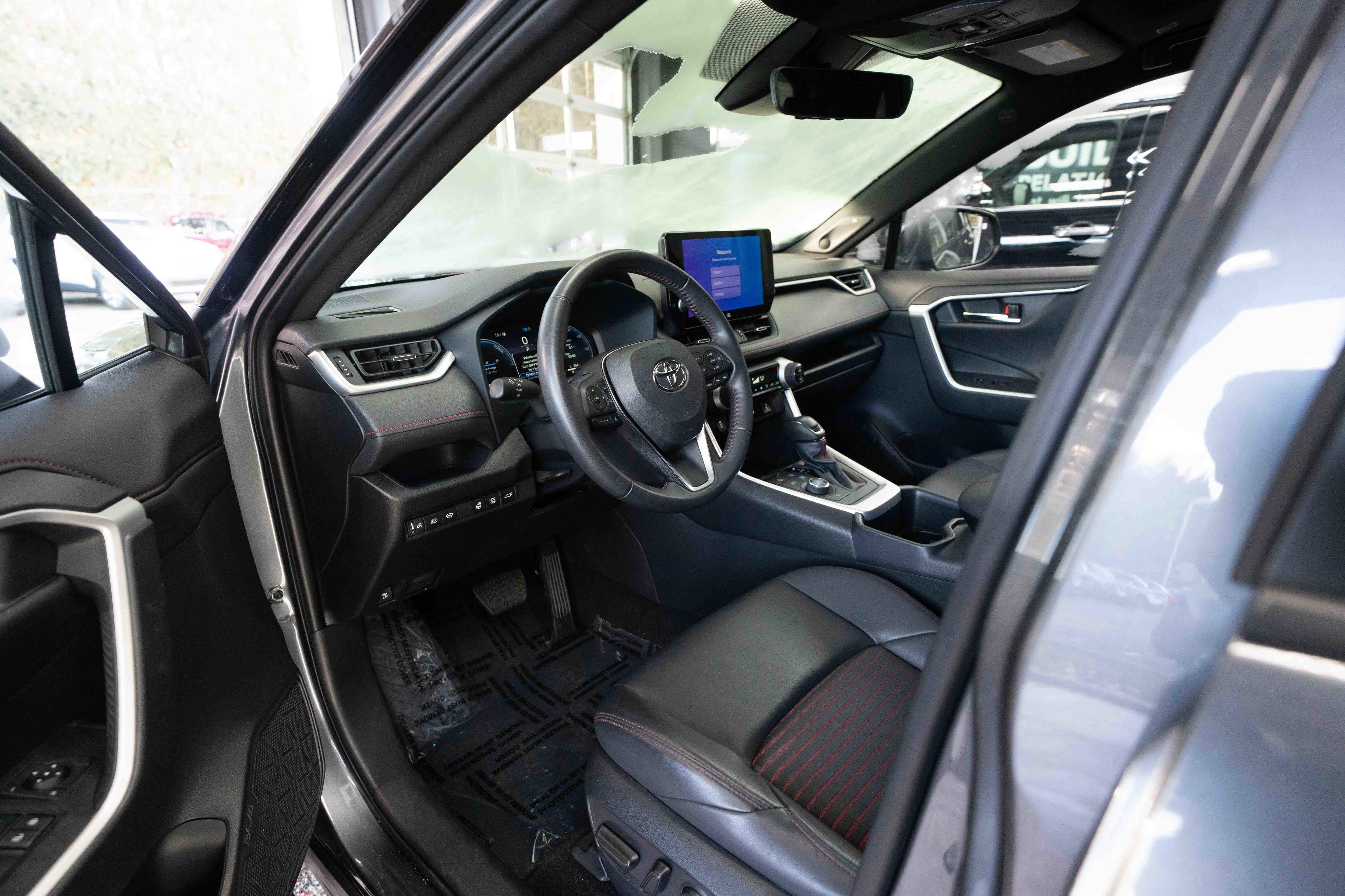 Used 2023 Toyota RAV4 XSE image 9