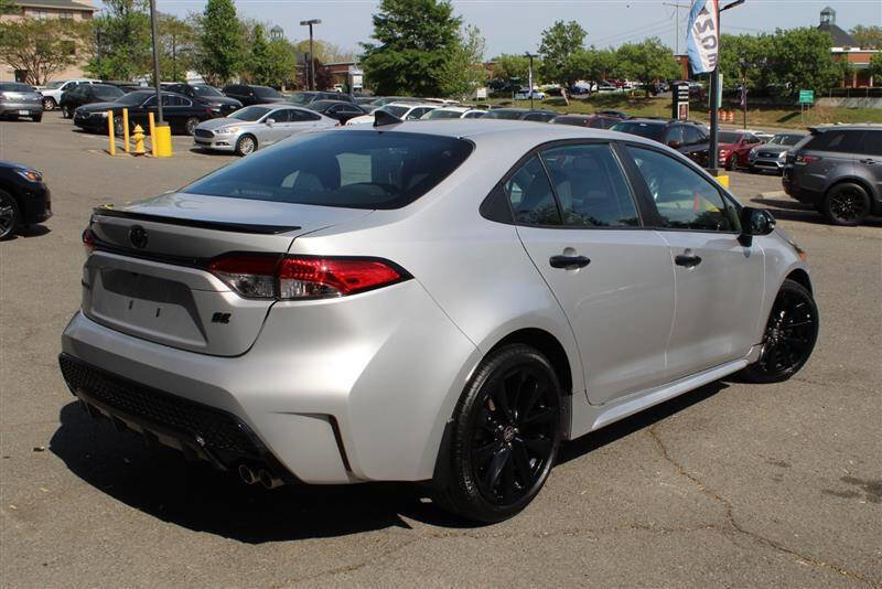 Used 2021 Toyota Corolla SE w/ Carpet Mat Package (TMS) image 5