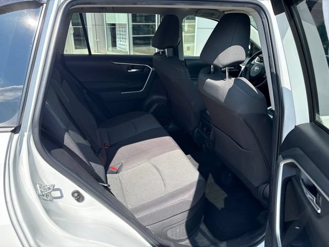 Used 2023 Toyota RAV4 XLE AWD/4WD image 30
