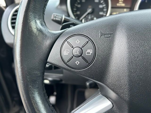 Used 2010 Mercedes-Benz ML 350 BlueTEC 4MATIC image 26