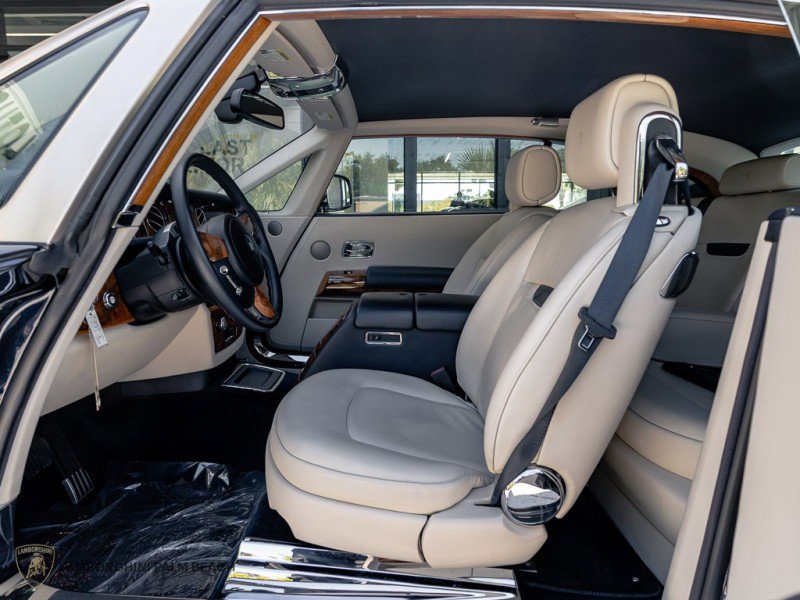 Used 2010 Rolls-Royce Phantom Coupe RWD image 20