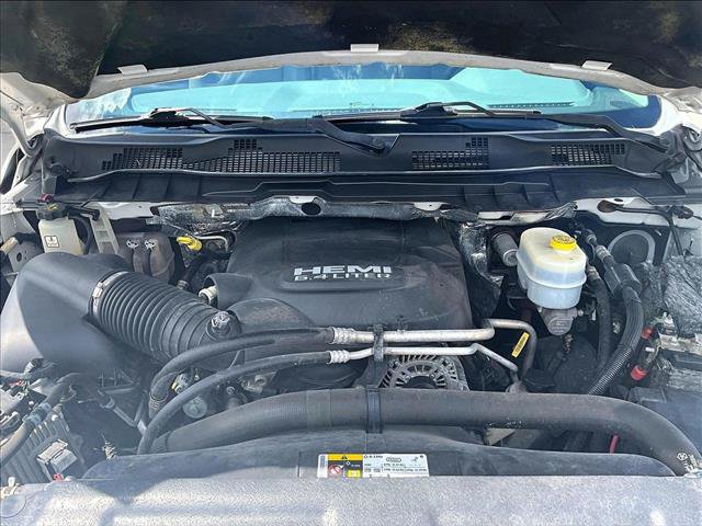 Used 2016 RAM 2500 Tradesman w/ Chrome Appearance Group AWD/4WD image 11