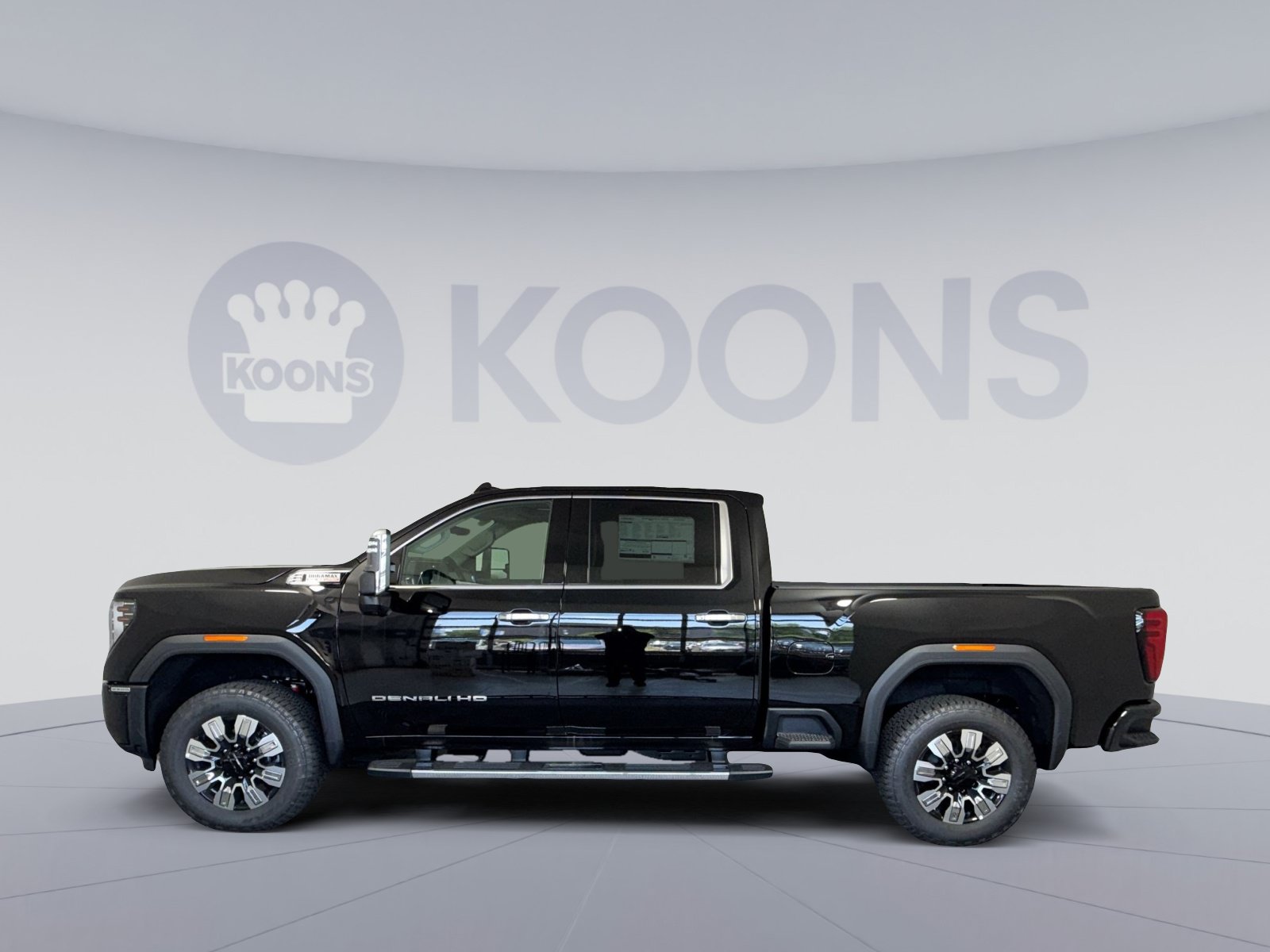 New 2026 GMC Sierra 2500 Denali w/ Denali Reserve Package AWD/4WD image 2