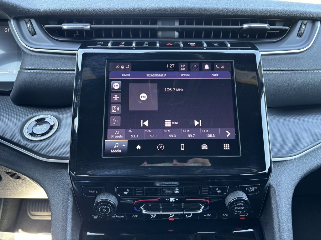 Used 2024 Jeep Grand Cherokee L Laredo image 15