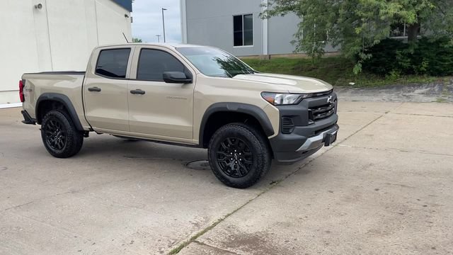 Used 2024 Chevrolet Colorado Trail Boss AWD/4WD image 2