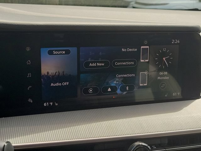 Certified 2025 Nissan Murano SV AWD/4WD image 23