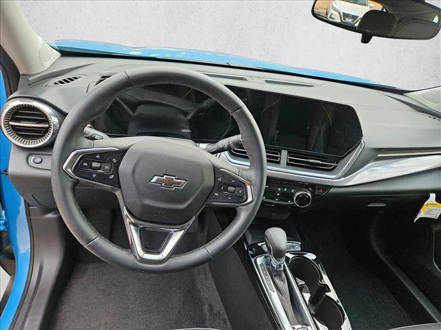Used 2025 Chevrolet Trax ACTIV w/ Sunroof Package image 15
