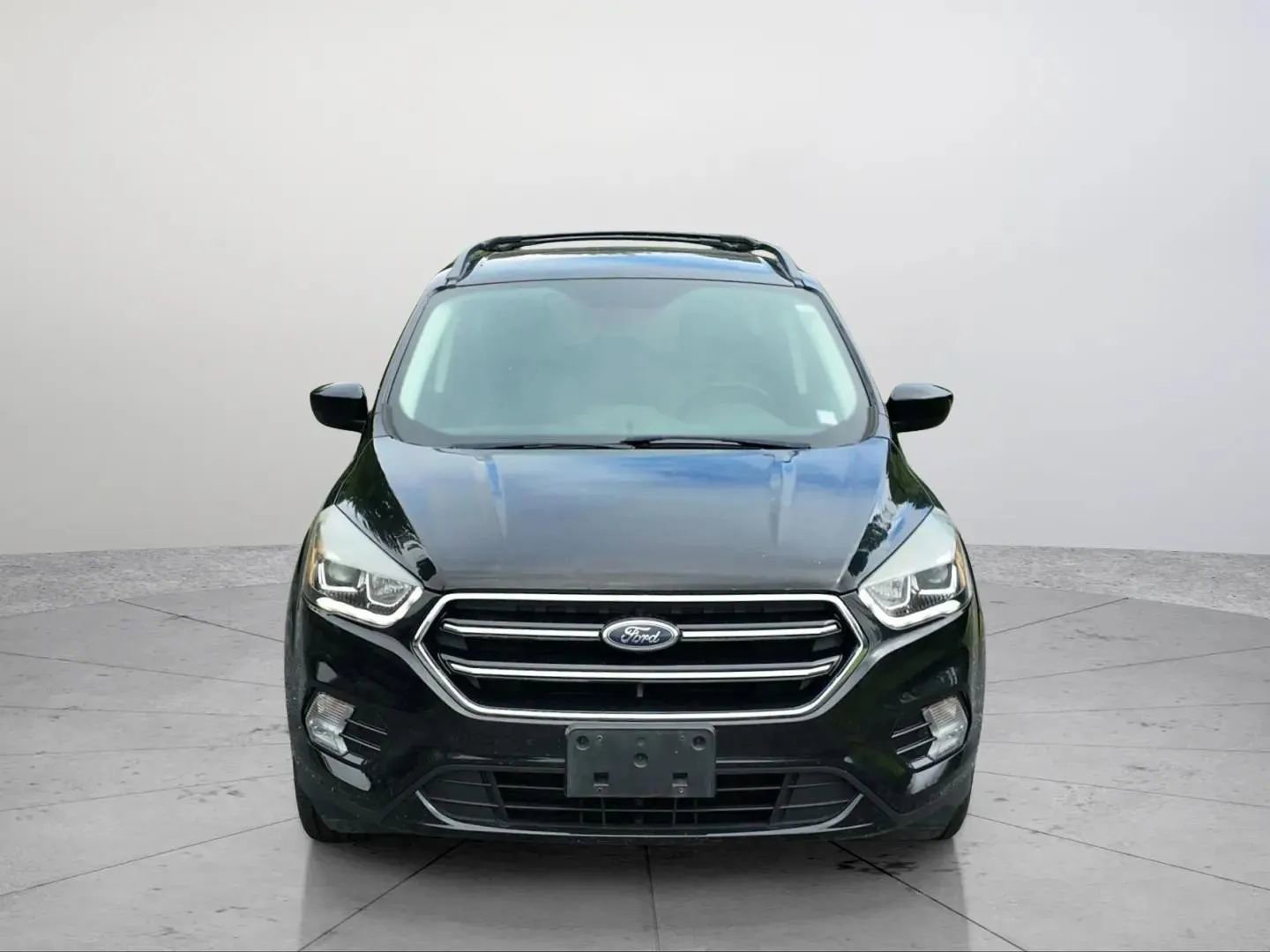 Used 2017 Ford Escape SE w/ Equipment Group 201A image 8