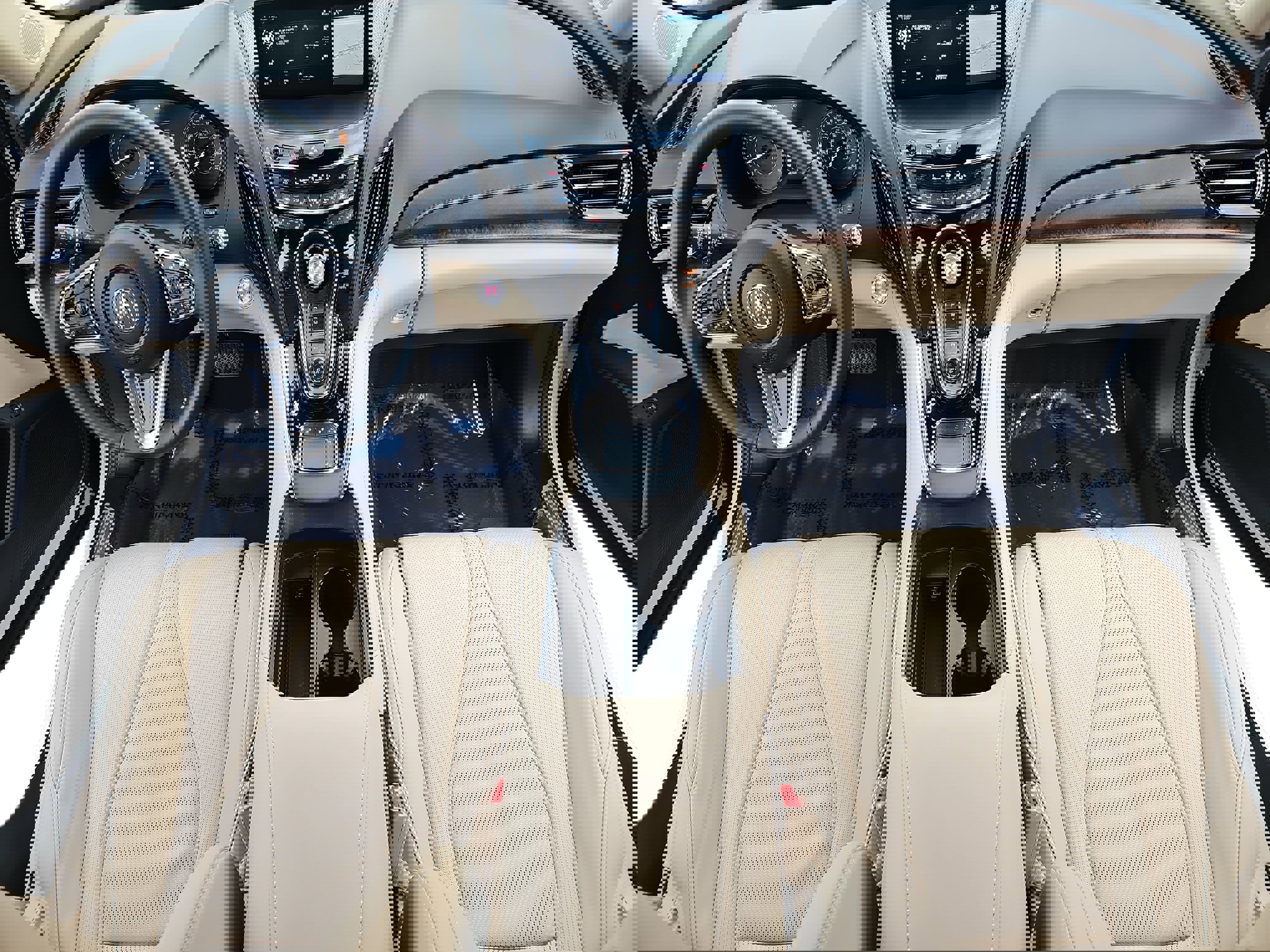 Used 2023 Acura RDX AWD w/ Advance Package image 9