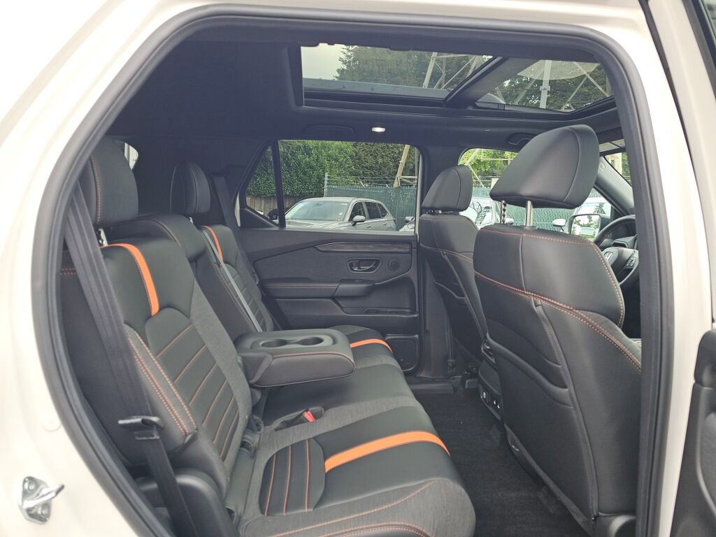 Used 2026 Honda Passport TrailSport image 13