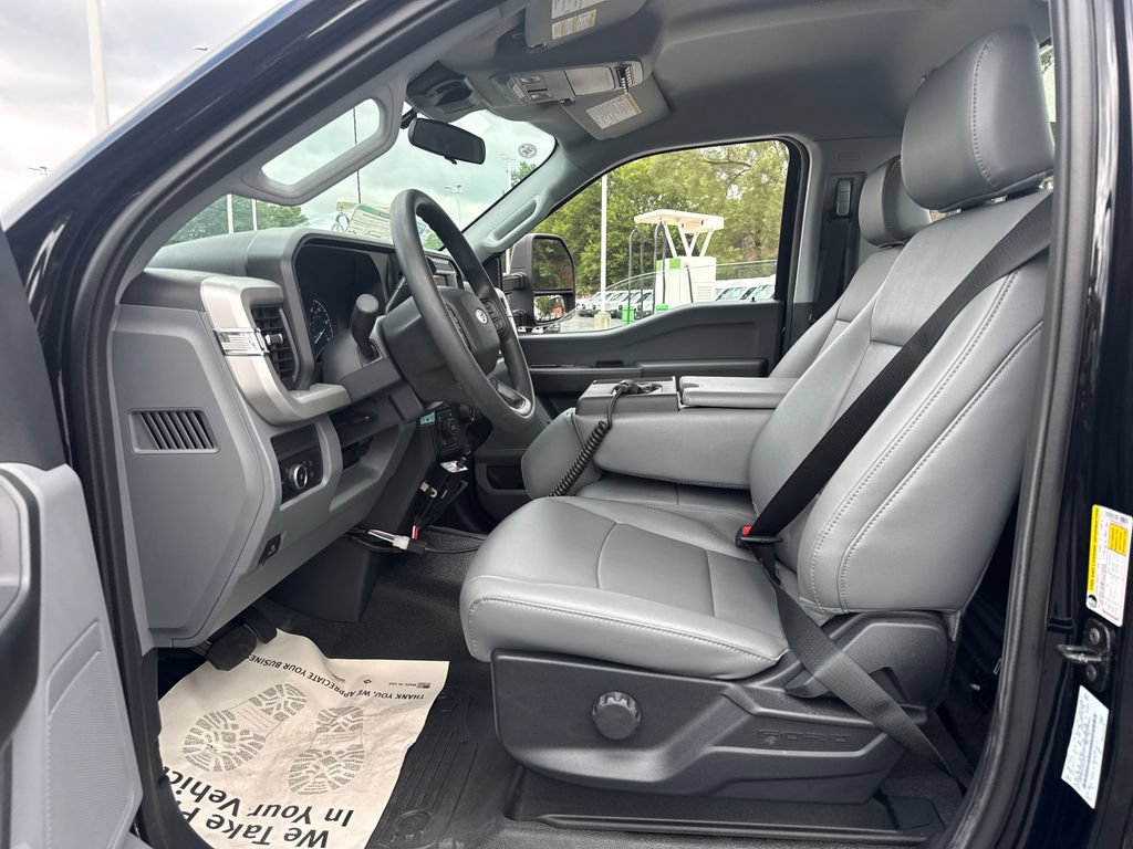New 2026 Ford F250 XL w/ XL Off-Road Package AWD/4WD image 16