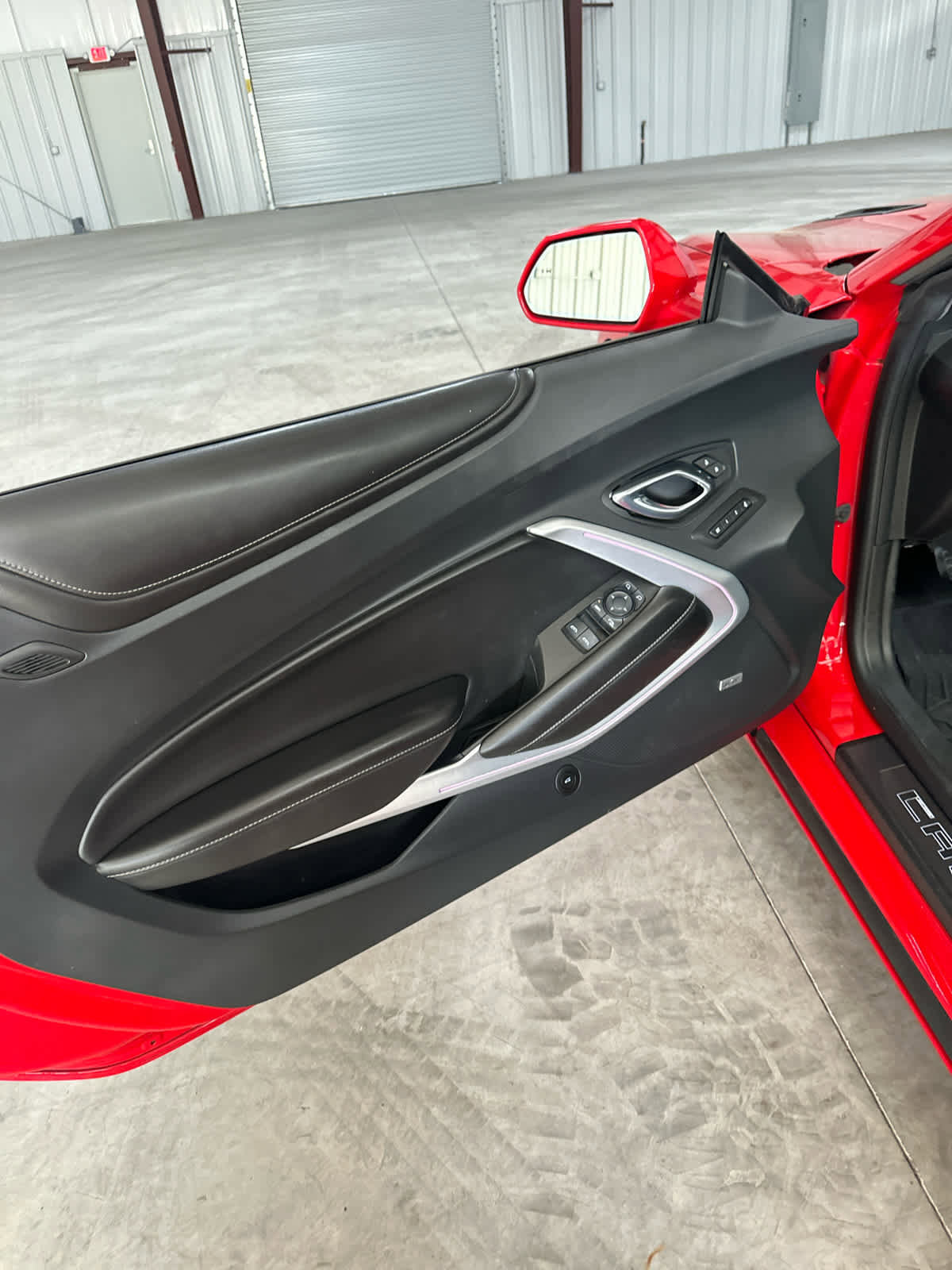 Used 2017 Chevrolet Camaro SS image 15