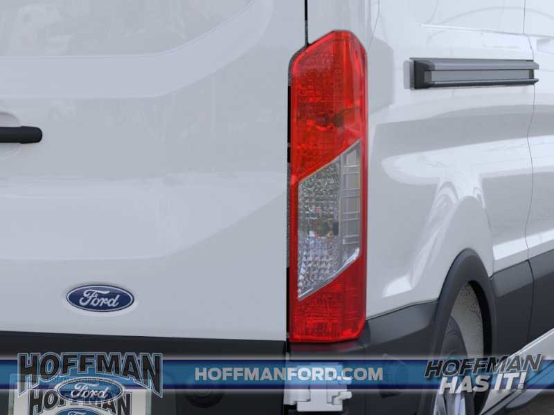 New 2026 Ford Transit 250 148 Medium Roof RWD image 21