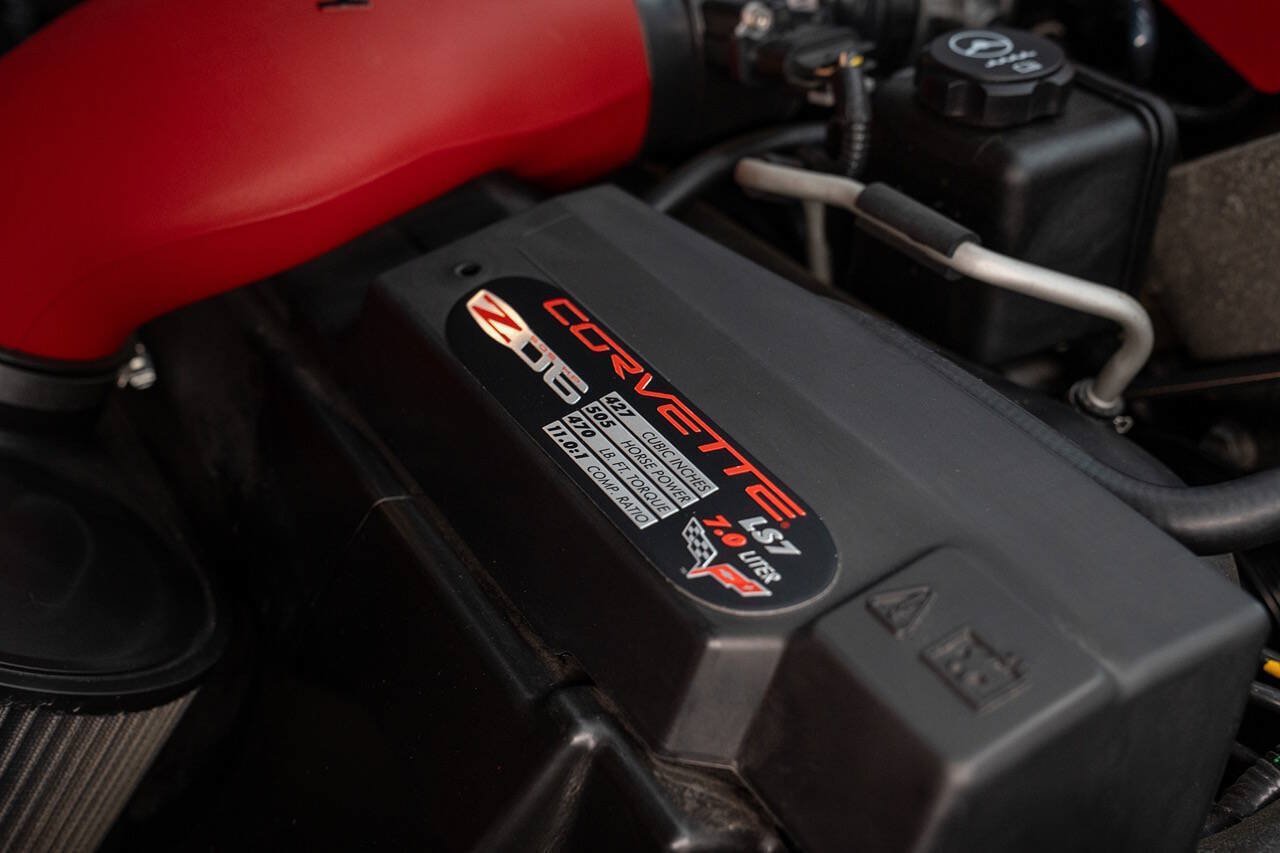 Used 2007 Chevrolet Corvette Z06 w/ Preferred Equipment Group RWD image 19
