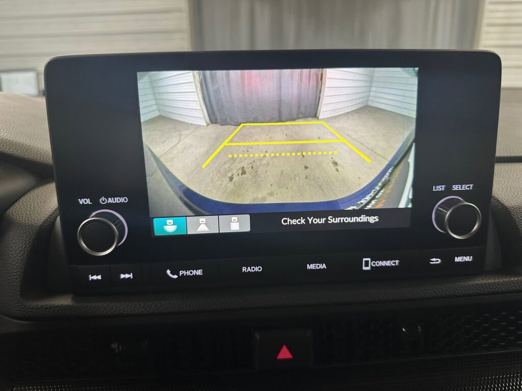 Used 2025 Honda CR-V LX image 11