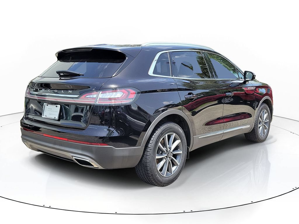 Certified 2022 Lincoln Nautilus FWD image 3