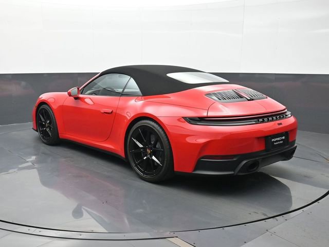 Certified 2025 Porsche 911 Carrera RWD image 3