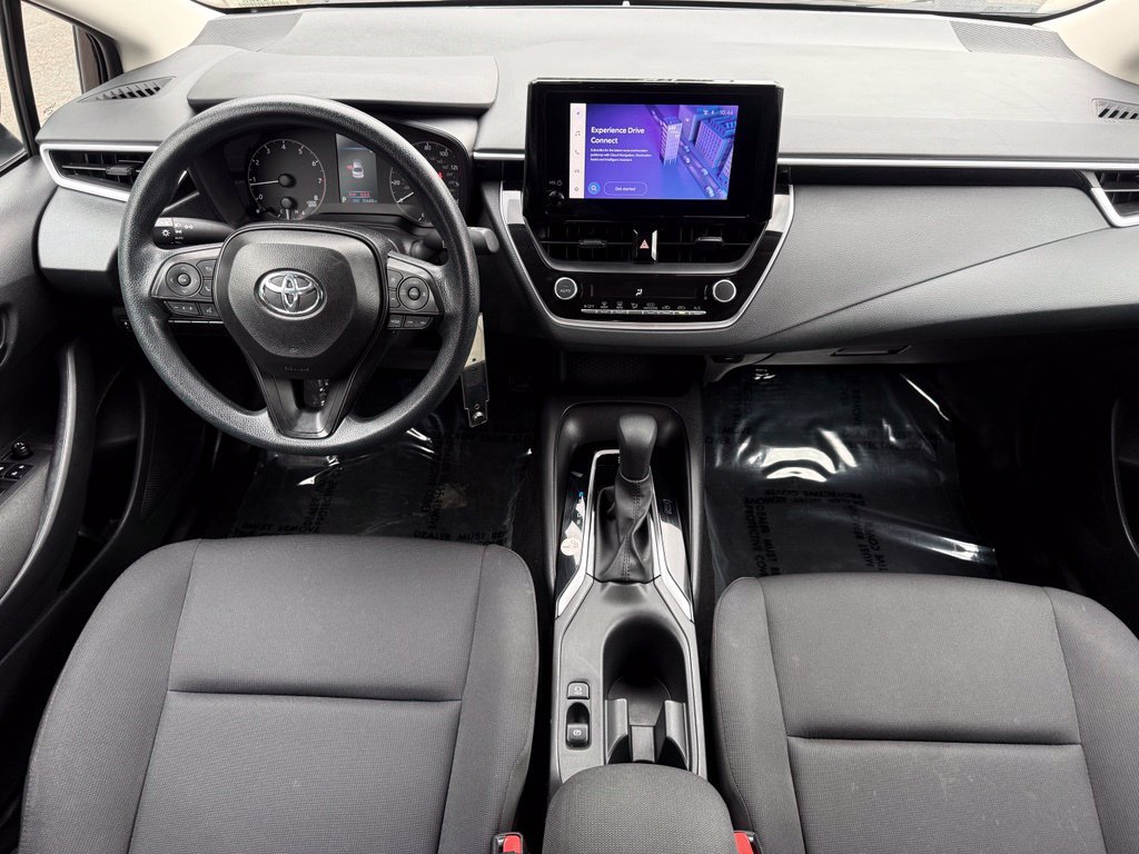 Used 2025 Toyota Corolla LE FWD image 16