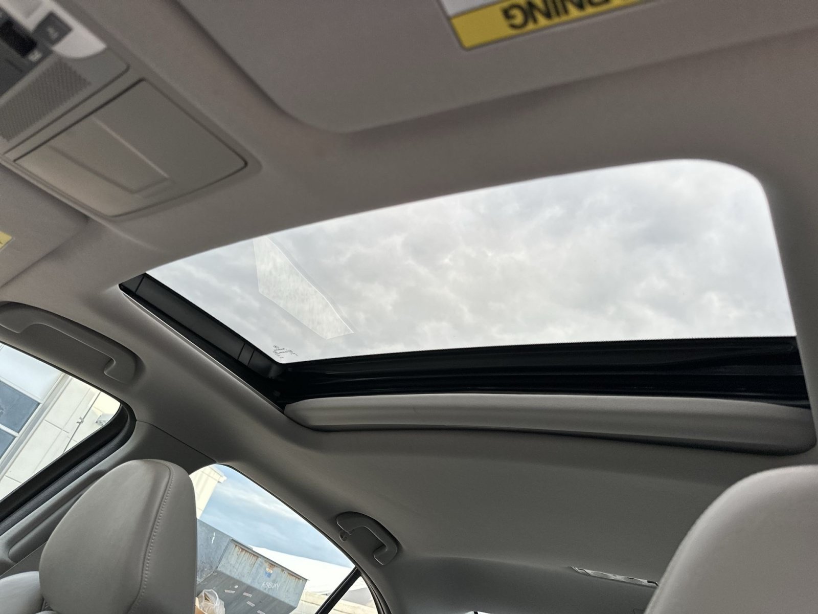 Used 2015 Acura TLX w/ Technology Package FWD image 25