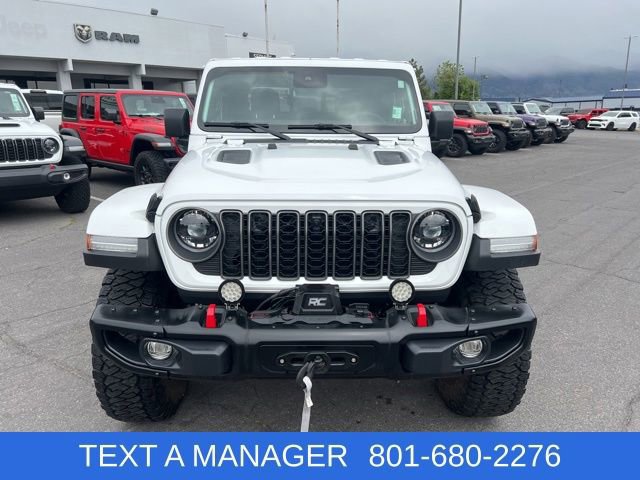 Used 2025 Jeep Gladiator Rubicon AWD/4WD image 11
