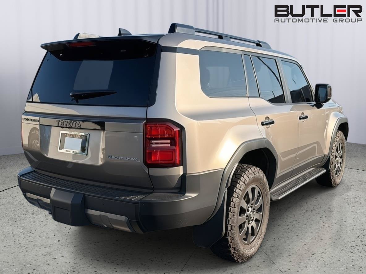 Used 2024 Toyota Land Cruiser AWD/4WD image 9