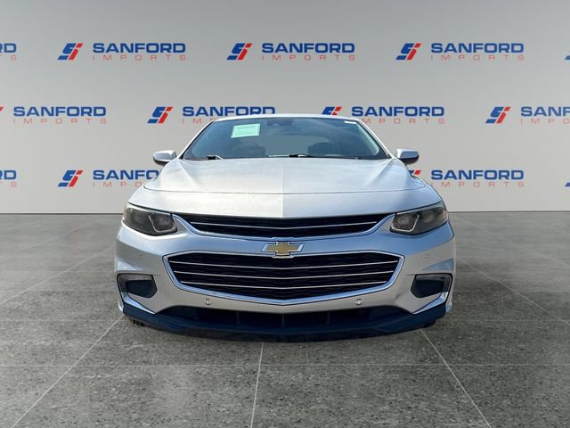 Used 2017 Chevrolet Malibu LT w/ Driver Confidence Package FWD image 8