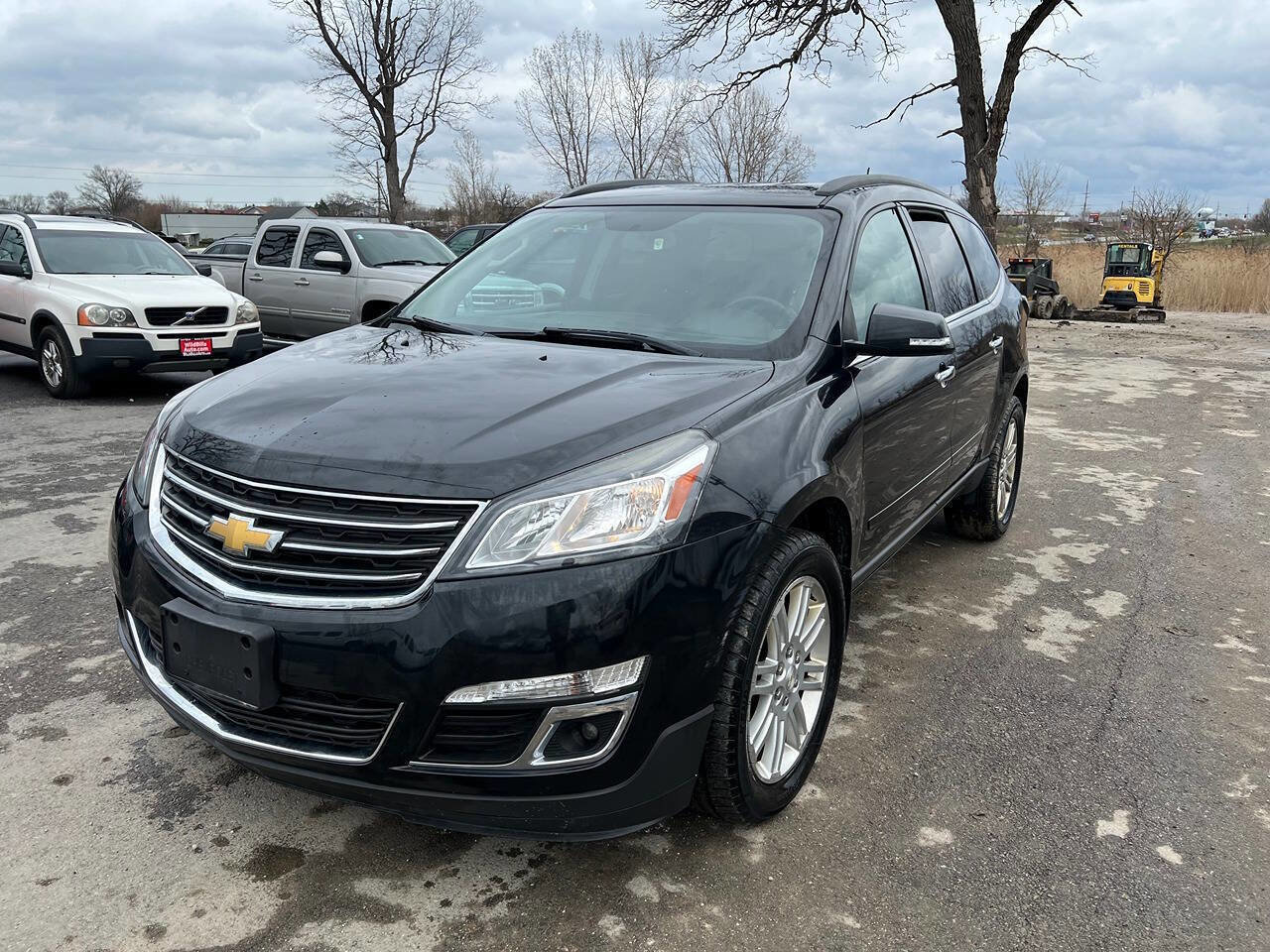 Used 2015 Chevrolet Traverse LT w/ Style and Technology Package image 1
