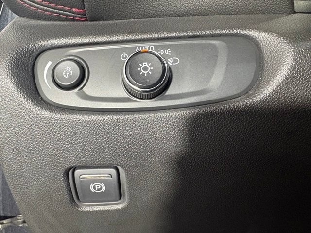 Used 2021 Chevrolet Blazer RS w/ Enhanced Convenience Package FWD image 15