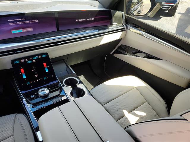 Used 2026 Cadillac Escalade Sport w/ LPO, ONYX Package image 39