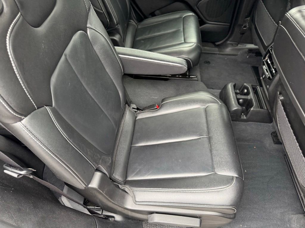 Used 2023 Jeep Grand Cherokee L Limited image 45