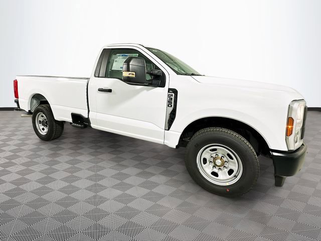 New 2026 Ford F350 XL image 3