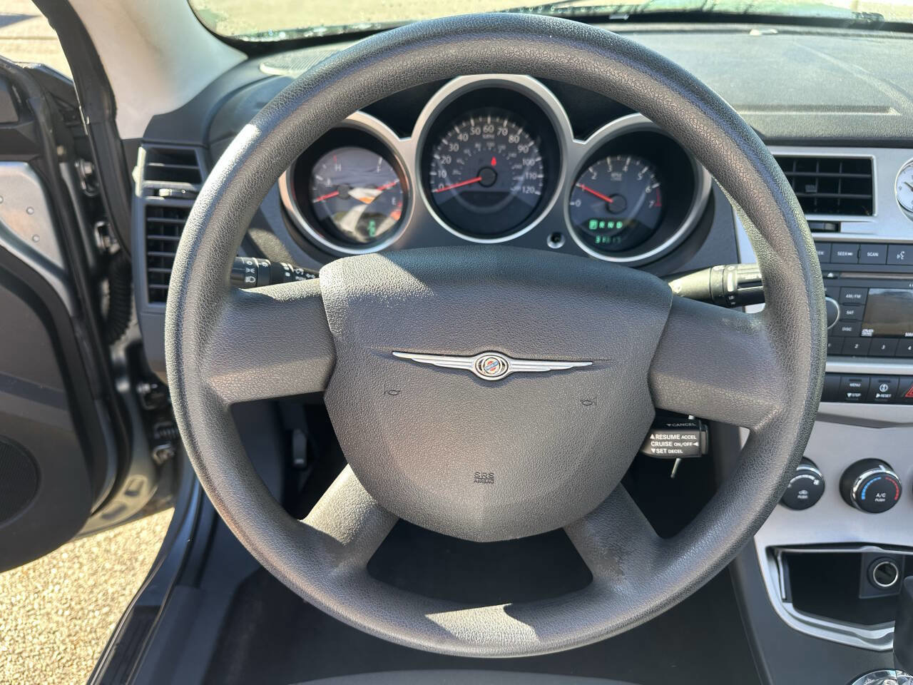 Used 2010 Chrysler Sebring Touring image 13