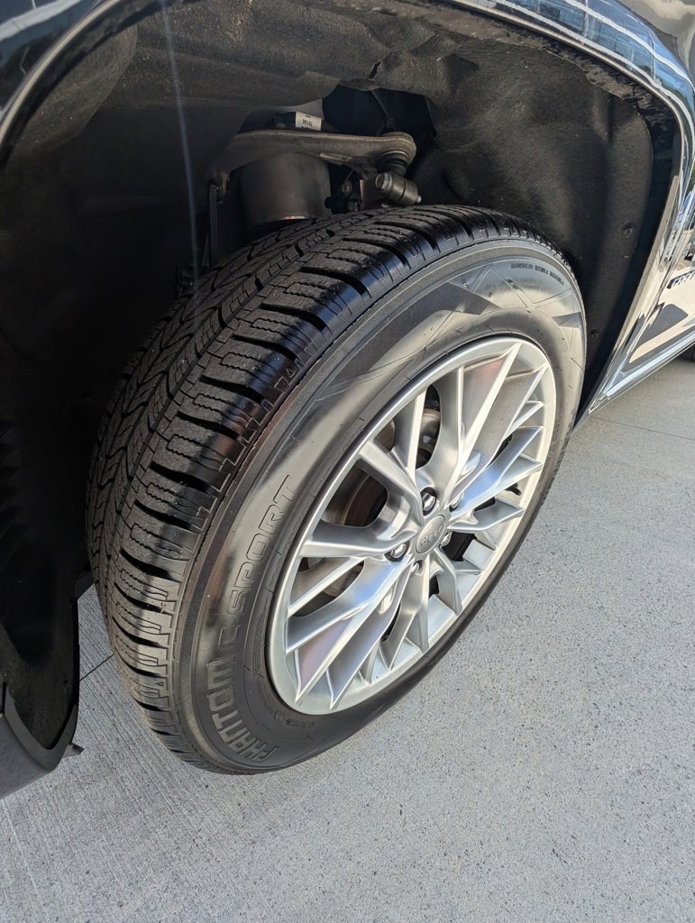 Used 2022 Jeep Grand Cherokee Summit w/ Luxury Tech Group V image 48