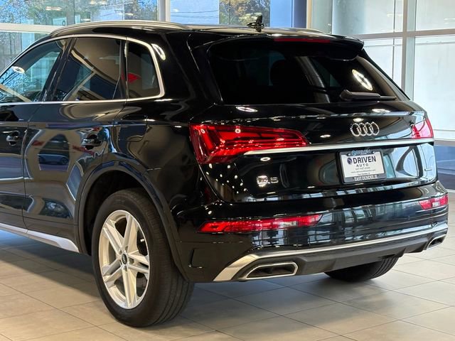 Used 2022 Audi Q5 e Premium Plus w/ Premium Plus Package image 13