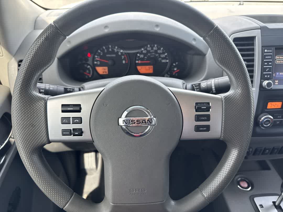 Used 2021 Nissan Frontier SV w/ Midnight Edition Floor Mats AWD/4WD image 14