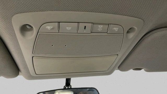 Used 2019 Nissan Sentra SR FWD image 12
