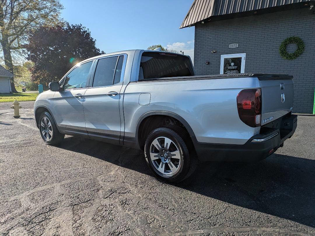 Used 2017 Honda Ridgeline RTL-T image 3