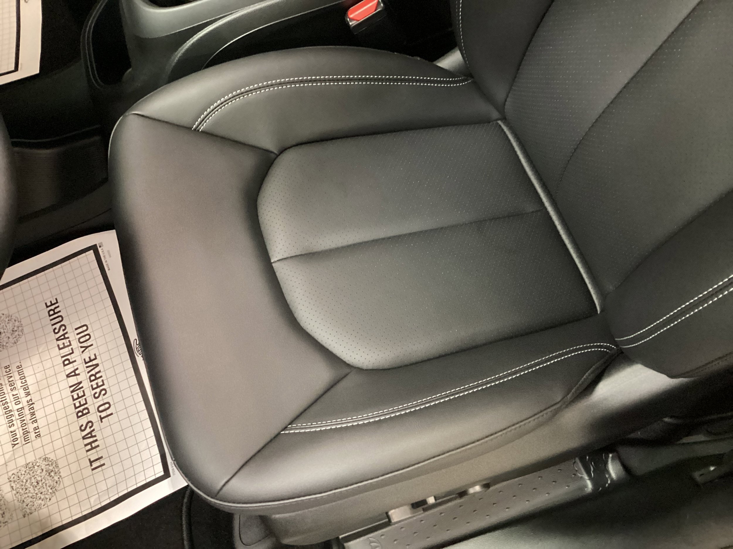 New 2026 Chrysler Pacifica Select FWD image 17