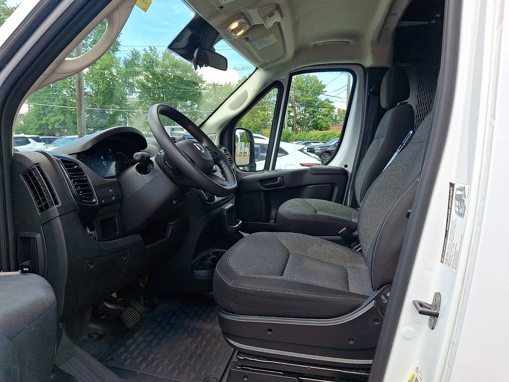 Used 2025 RAM ProMaster 2500 w/ U-Haul Equipment Group FWD image 14