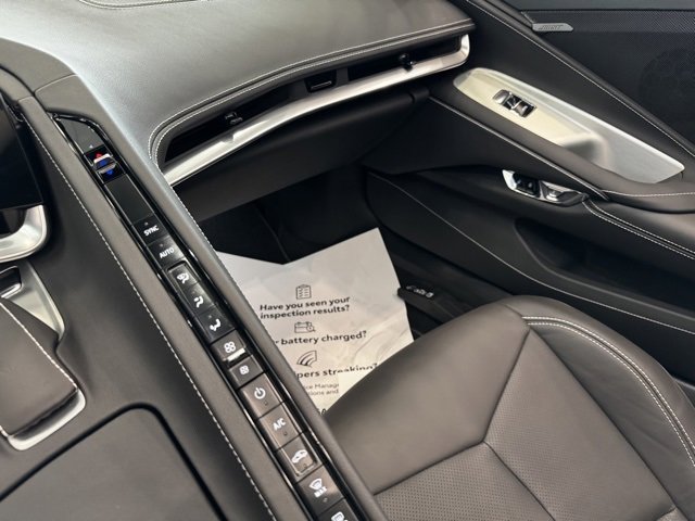 Used 2025 Chevrolet Corvette Stingray Coupe w/ 1LT image 13