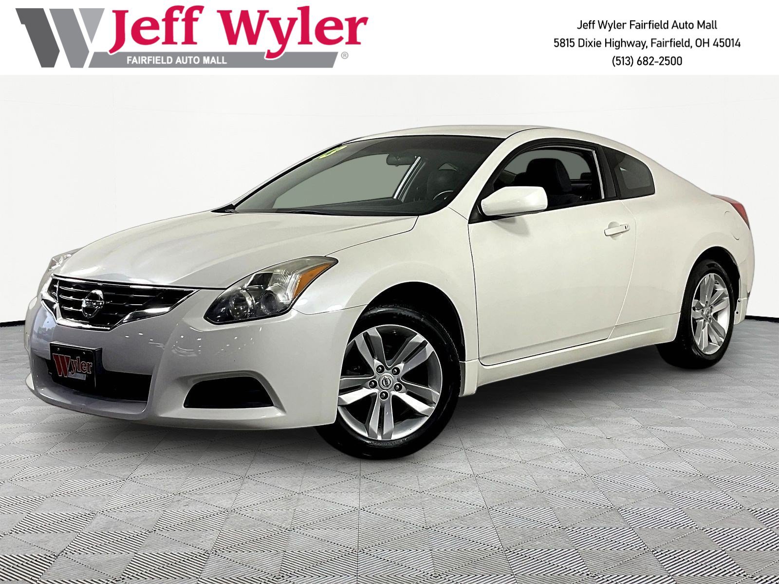 Used 2013 Nissan Altima 2.5 S FWD image 1