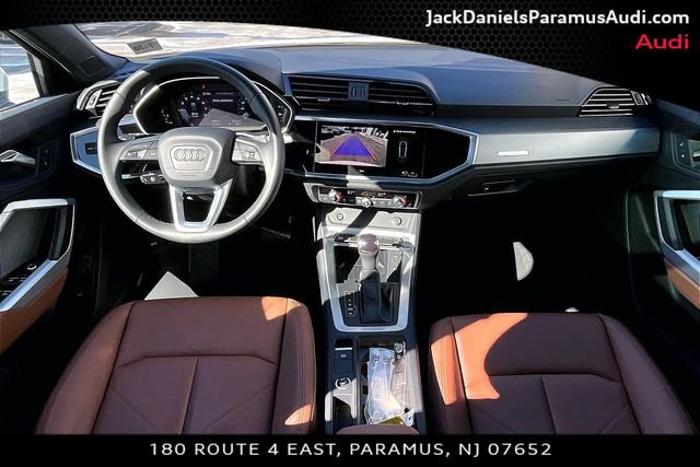 Used 2025 Audi Q3 2.0T Premium w/ Convenience Package image 13