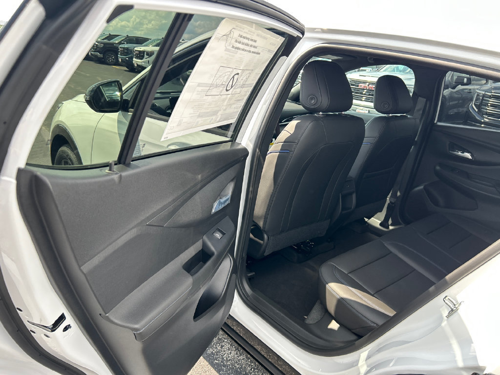New 2026 Buick Envista Sport Touring w/ Convenience I Package FWD image 32