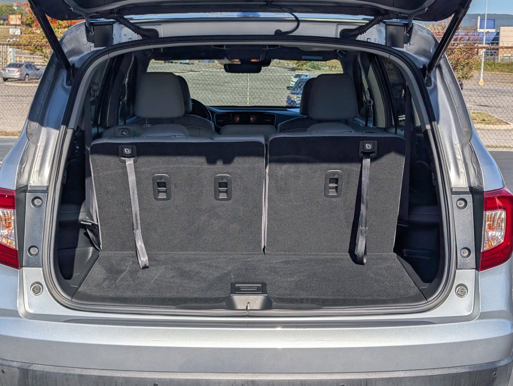 Used 2020 Honda Pilot Touring image 9